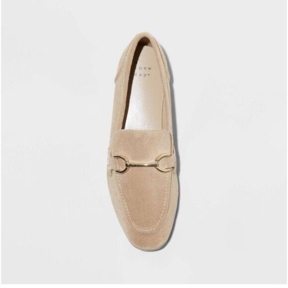 A New Day Faux Suede Memory Foam Loafers Size 9 1/2 Wide in Light Taupe - Picture 3 of 4